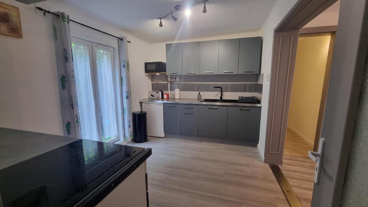 Appartement Rethel - Netflix - Marc & Cecile Eksteriør bilde